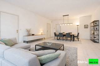 +++ Louis Mettewielaan 258 b14, 1080 Sint-Jans-Molenbeek +++Dit zeer goed onderhouden appartement is gelegen op de 4de verdieping van de residentie...