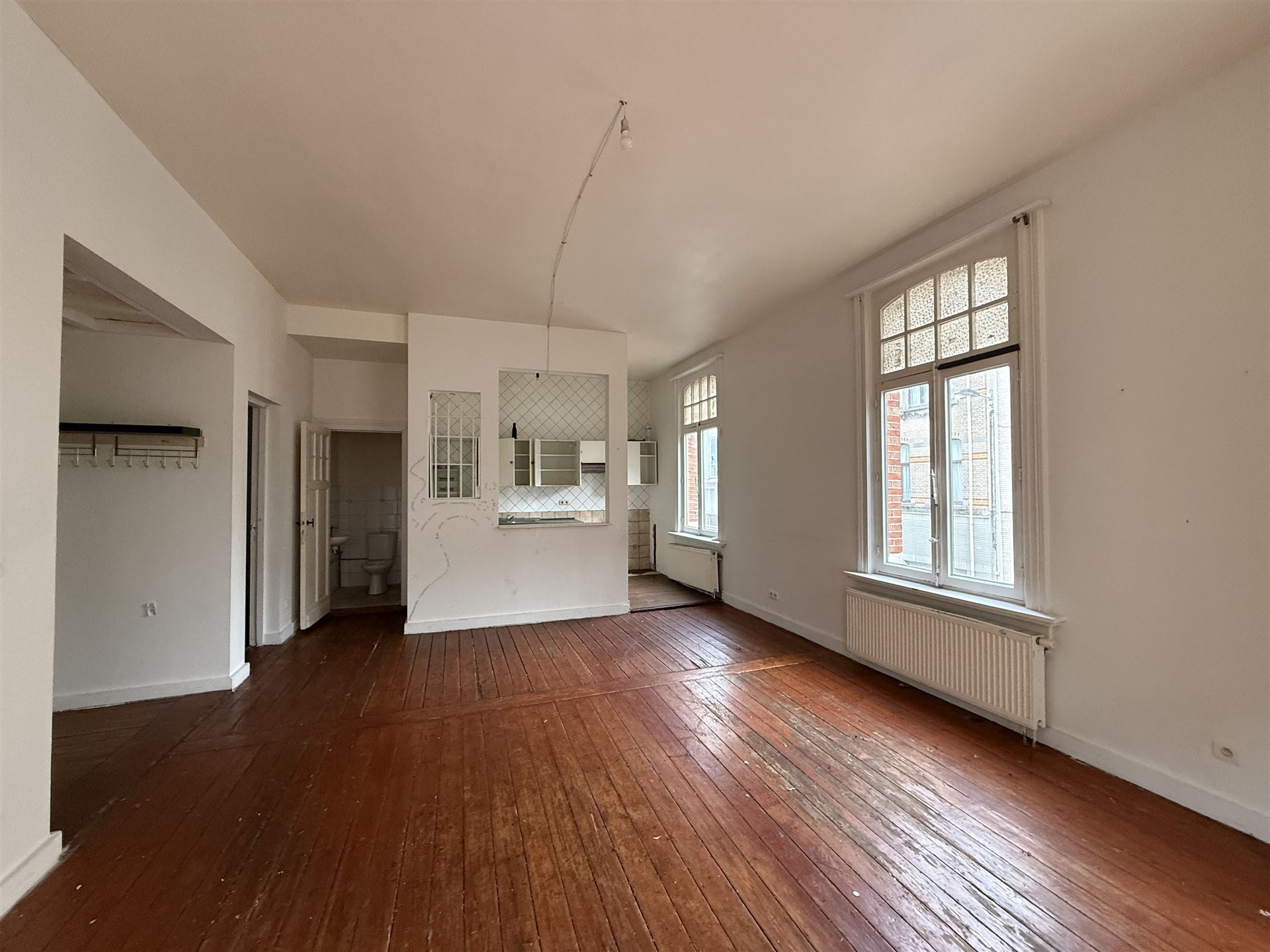 Woning opgesplitst in 4 units met veel potentieel - foto 3