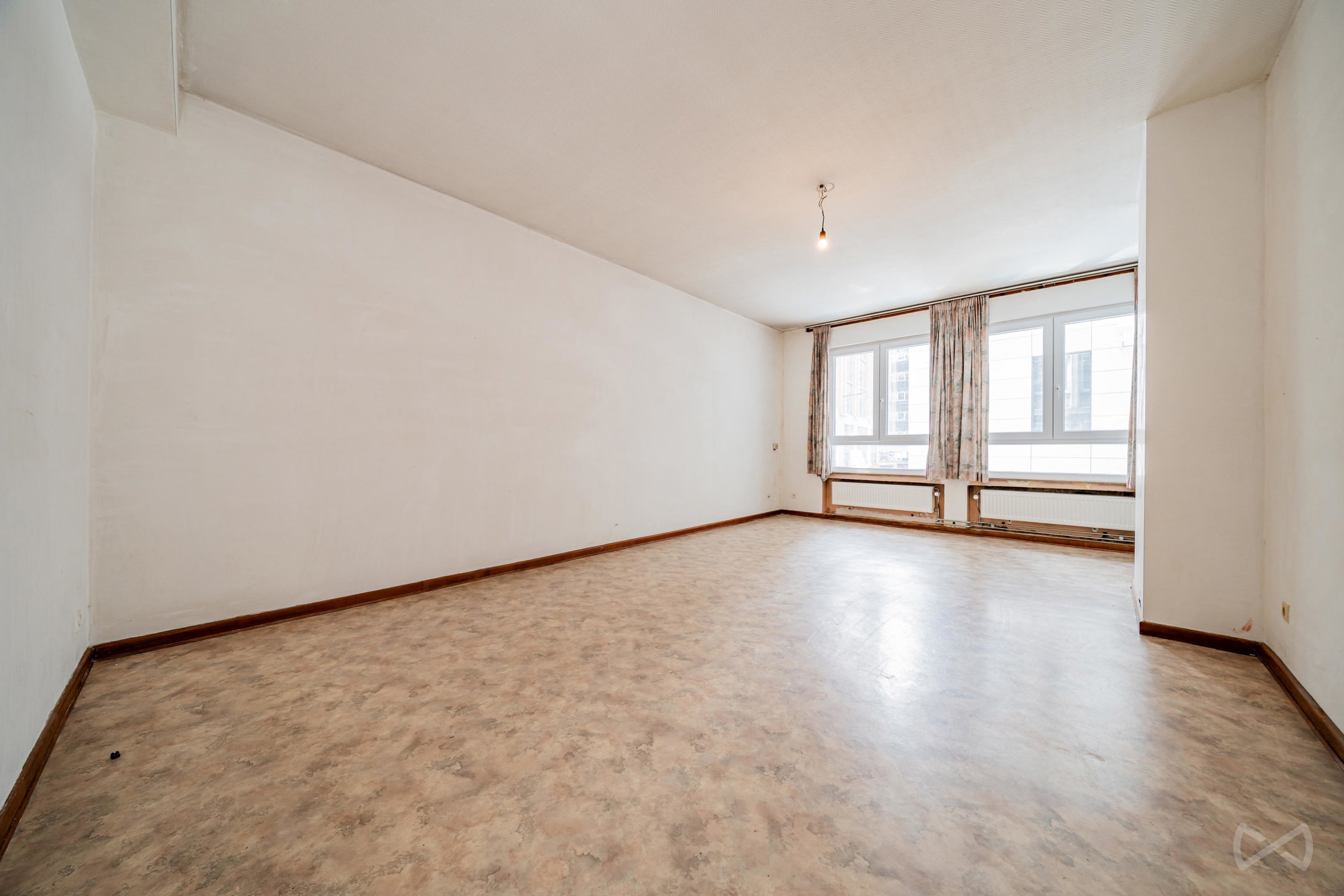 Appartement te koop in Charleroi met 2 slaapkamers - foto 5