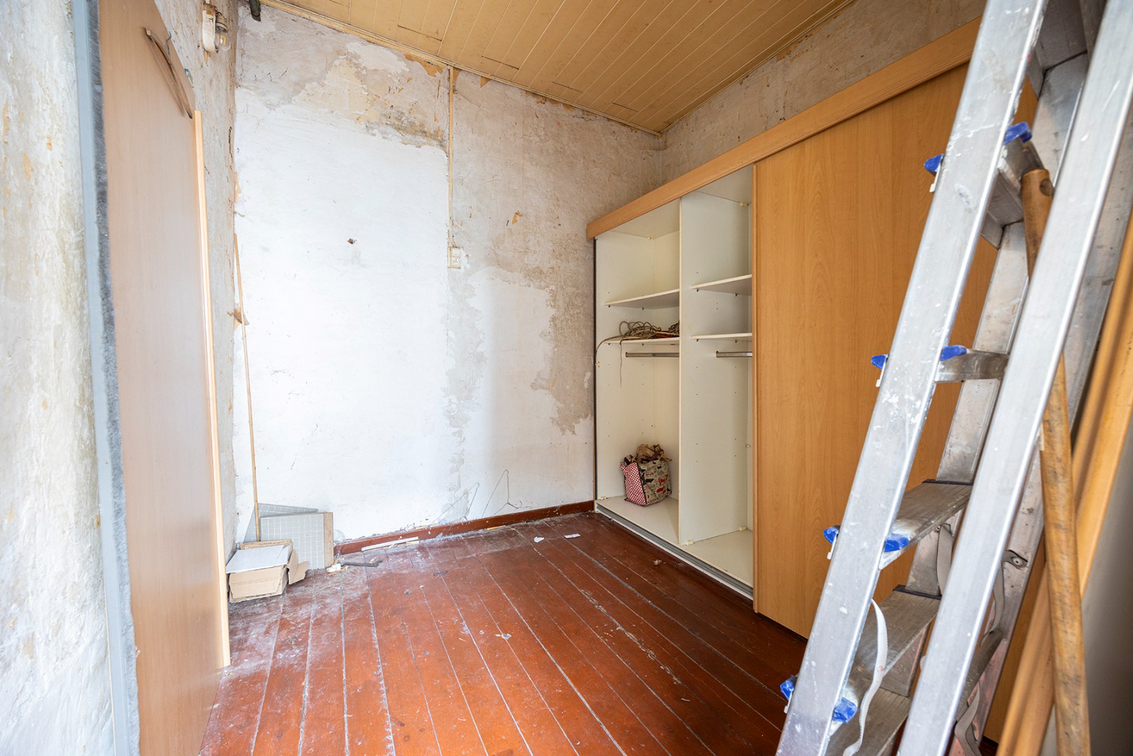 BUITENKANS: huis met 2 slpk + koer! - foto 5