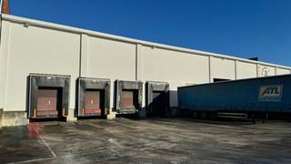 Fantastisch gelegen logistiek magazijn met een oppervlakte van 6.547 m² te huur op industriezone De Regenboog, op amper 500 m van de...