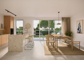 <ul>
	<li>Project in afwerkingsfase - bezoek ter plaatse mogelijk<br /></li>
	<li>Rustige buurt</li>
	<li>1,3 km van de zee</li>
	<li>Energiezuinig</li>
	<li>3 ruime slaapkamers</li>
</ul>
<br /><strong>OMGEVING</strong><br />Potrell bouwt hier binnenkort drie toffe, gesloten gezinswoningen. Met hun bijzondere architectuur zullen deze bel-etage woningen een mooie blikvanger zijn in de buurt! Dit nieuwbouwproject is gelegen op de grens van Mariakerke en Stene, prachtig wonen binnen Oostende.<br /><br />De woningen bevinden zich op amper 1,3 km wandelafstand van de zee. Dankzij de nabijheid van het openbaar vervoer (bus, tram en trein), de vlotte verbinding naar de A10 en belangrijke invalswegen genieten deze gezinswoningen van een uitstekende mobiliteit! Het project bevindt zich tevens naast het Groen Lint: een veilig fiets- en voetpad die rond en door Oostende loopt.<br /><br /><strong>INDELING</strong><br />Het gelijkvloers van deze moderne gezinswoningen bestaat uit een inkomhal met aansluitend een ruime berging/wasplaats. Vanuit de open, lichtrijke keuken met eethoek heb je zicht op de zonnige stadstuin. Naast de keuken bevindt zich nog een tweede praktische berging. Op de eerste verdieping bevindt zich de zithoek waar men heerlijk kan ontspannen, een ruime eerste slaapkamer en badkamer met lavabomeubel, douche en bad.<br /><br />Verder vinden we op de tweede verdieping nog twee ruime slaapkamers en de mogelijkheid om een douchekamer te creëren. In de nachthal is er plaats voor een leuke bureauhoek. De zolder is te bereiken via een toegangsluik en zorgt voor voldoende bergruimte in de moderne woning.<br />De nieuwbouwwoningen beschikken allen over een overdekte parkeerplaats en worden instapklaar afgewerkt. De bewoonbare oppervlakte van de eengezinswoningen bedraagt minimaal 172 m2.<br /><br /><strong>E-PEIL 30</strong><br />Deze energiezuinige woningen zijn allen voorzien van de nodige zonnepanelen zodat ze voldoen aan E-peil 30 (BEN-woning).<br /><br />Wordt dit uw nieuwe woning aan de kust? Aarzel niet en contacteer ons op 051/437 507 of via info@potrell.be voor meer informatie of een afspraak!