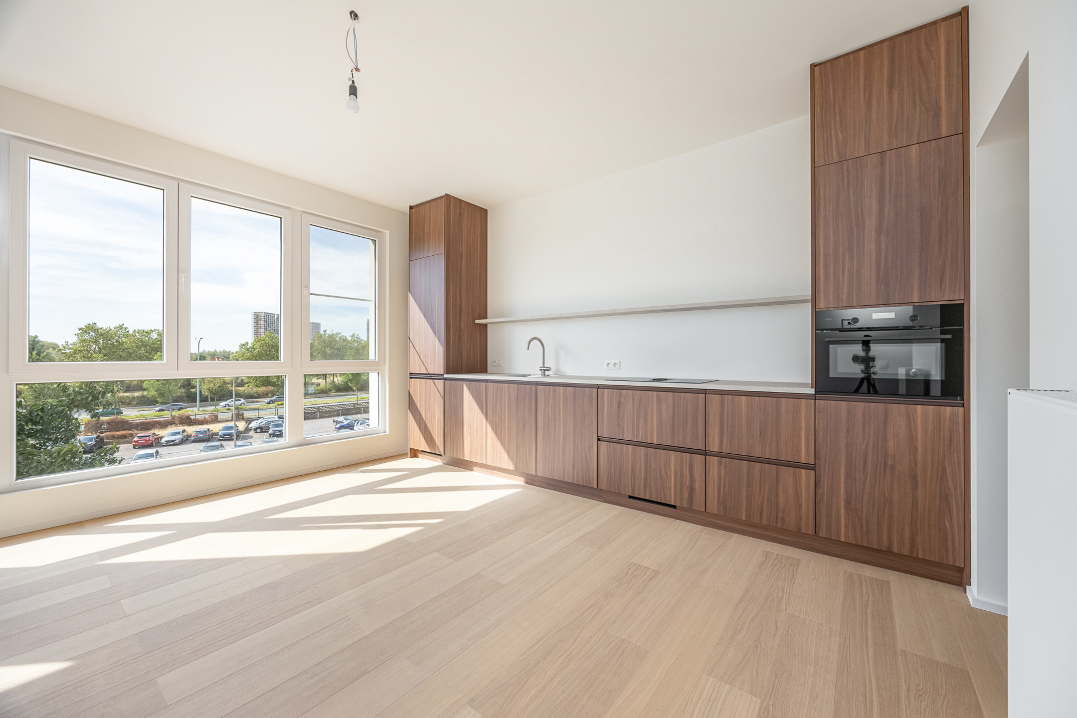 Gerenoveerd appartement met 2 slaapkamers op toplocatie - foto 3