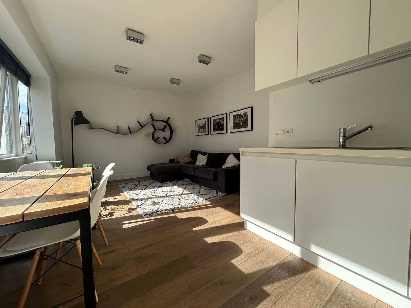 Appartement te huur in Antwerpen met 2 slaapkamers - foto 3