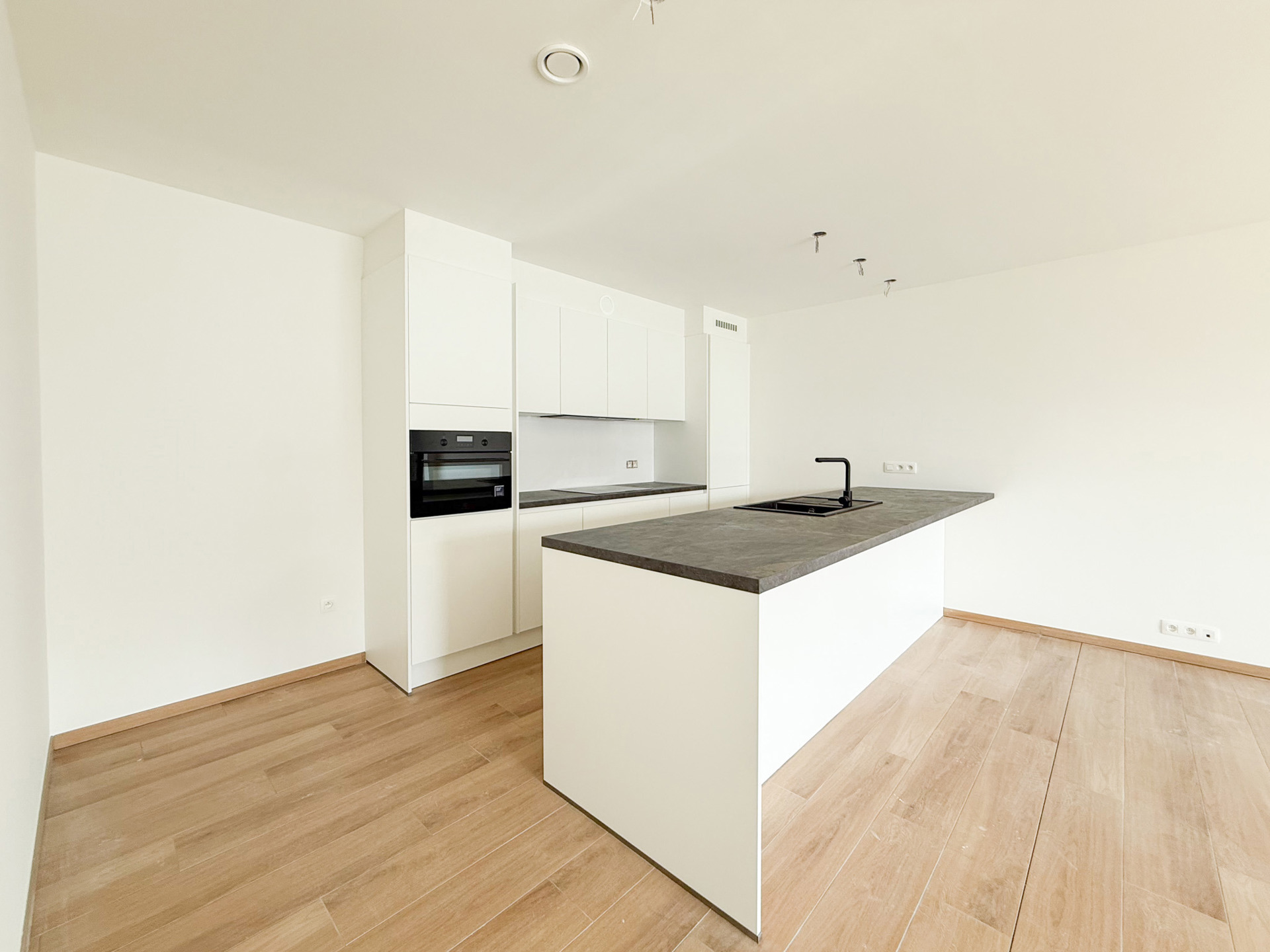 Nieuwbouwappartement met garagebox - foto 4