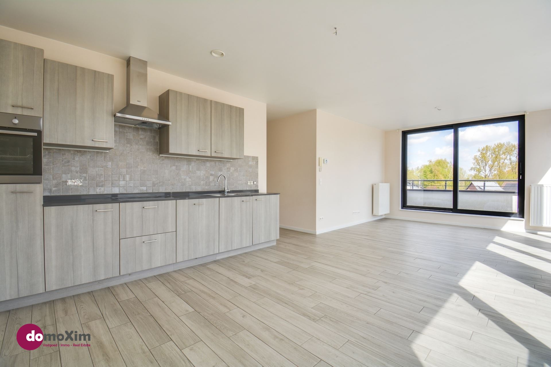 Lichtrijk appartement met 2 slaapkamers en groot terras in hartje Boortmeerbeek - foto 2