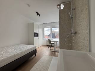 **Luxueus studeren in hartje leuven**In de Ravenstraat bevindt zich deze volledig gerenoveerde residentie, gelegen pal in het centrum van Leuven. Op...