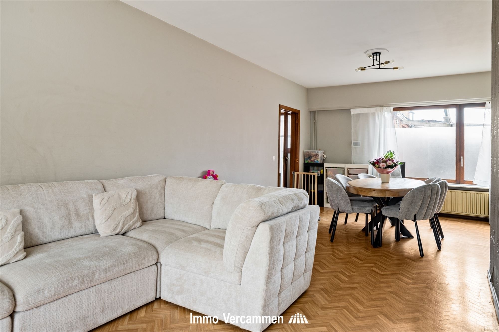 Verrassend ruime woning met 5 SLPK te Sint-Katelijne-Waver - foto 2