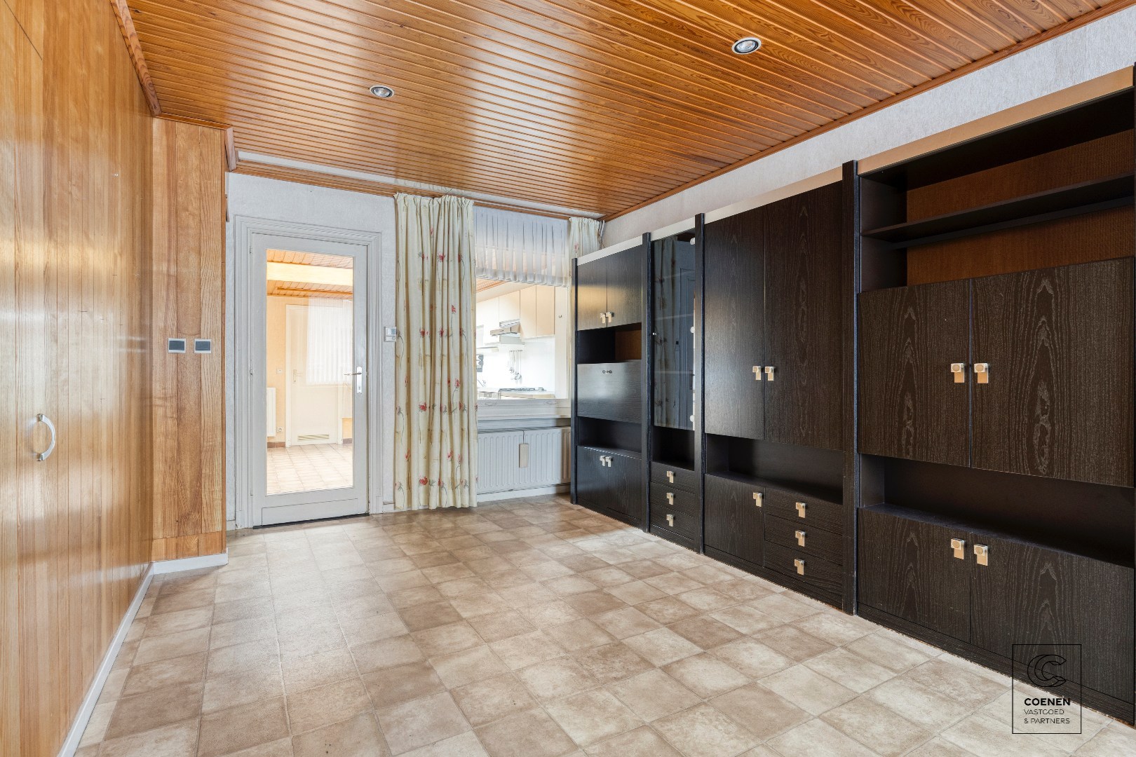 Te renoveren halfopen bebouwing met 2 à 3 slaapkamers op TOPlocatie te Brasschaat - foto 4