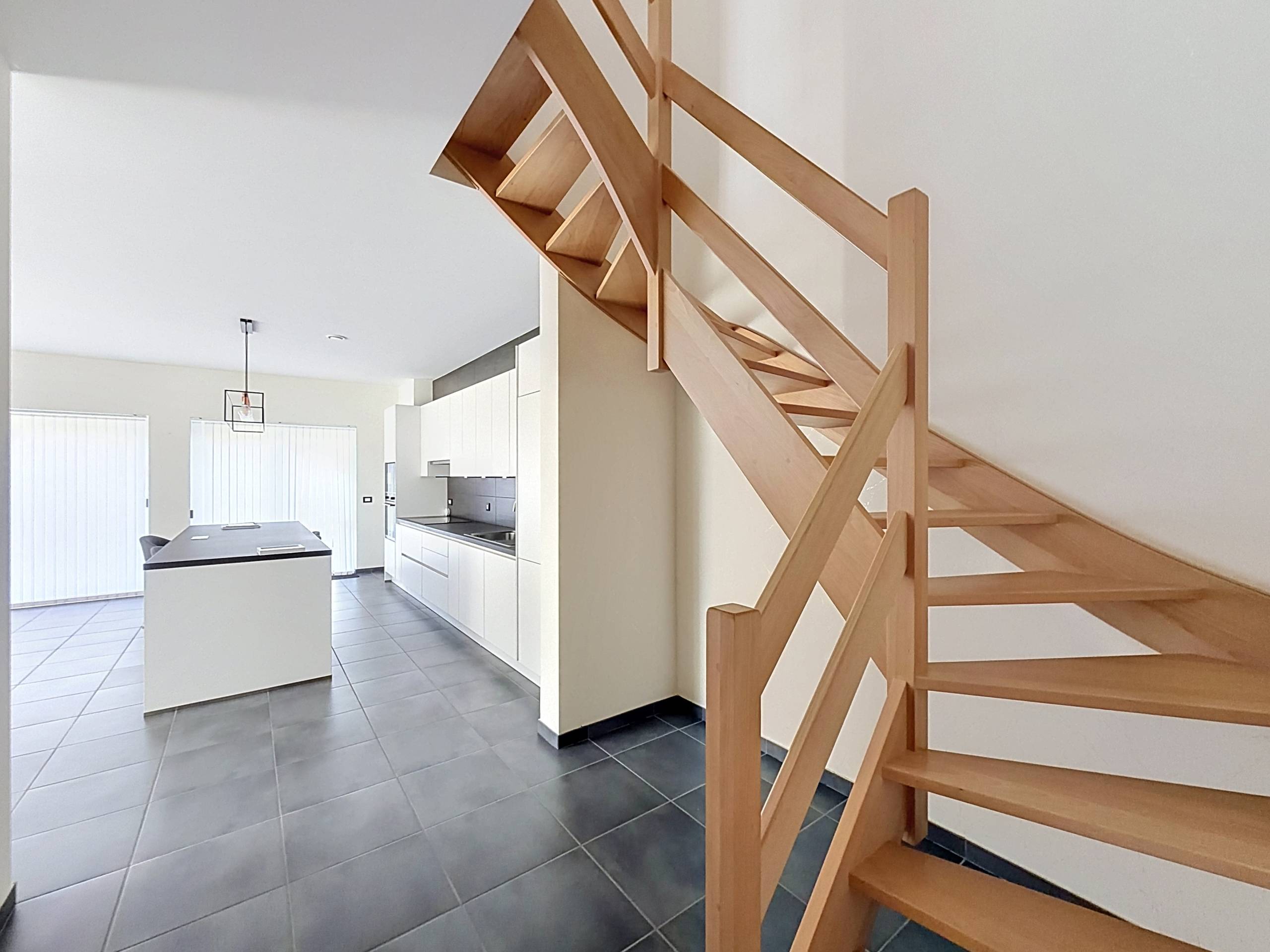 Woning met 3 kamers, tuin en garage - foto 4