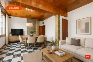 Op een afgelegen locatie te Geluwe maar toch vlakbij A19 Ieper-Kortrijk en verschillende winkels treffen we deze te renoveren woning. In onderstaande wordt de indeling toegelicht alsook enkele interessante weetjes. <br /><br /><strong>Indeling van het pand </strong>
<ul>
<li>Gelijkvloerse verdieping: inkomhal (5 m²), woon- en eetkamer (23 m²), keuken (13), badkamer (5 m²) met ligbad, enkelvoudige wastafel en toilet. Daarnaast is er nog een veranda van (10 m²), wasplaats (14 m²) en garage. </li>
<li>1ste verdieping: nachthal, 2 slaapkamers (17 - 12 m²) </li>
</ul>
<br /><strong>Kenmerken </strong>
<ul>
<li>Landelijke locatie </li>
<li>Westgericht terras (40 m²) </li>
<li>...</li>
</ul>
<br />Meer informatie of een vrijblijvend bezoek? Contacteer Eden op 0470 43 78 21 of mail info@minthus.be