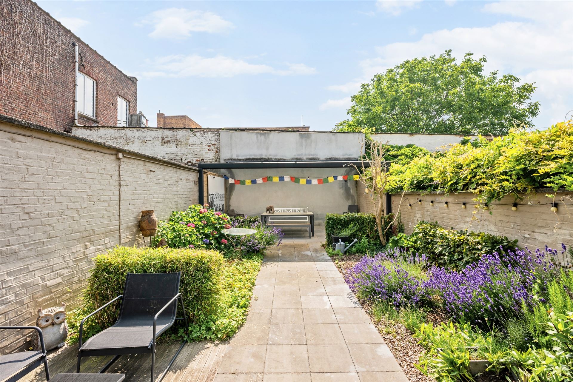 Immeuble spacieux de deux logements avec jardin et terrasses - photo 5