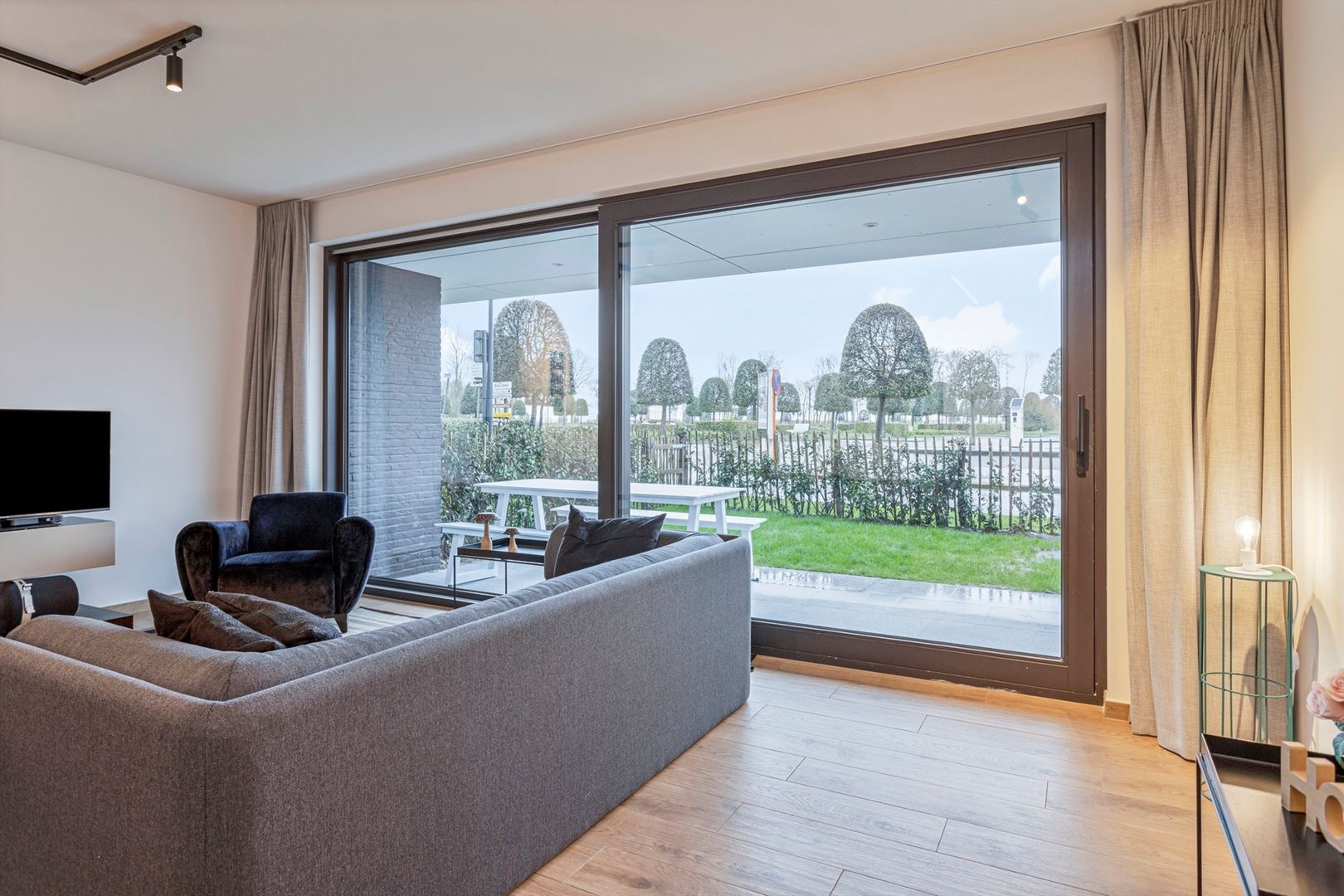 Gelijkvloersappartement met tuin van topkwaliteit - foto 5