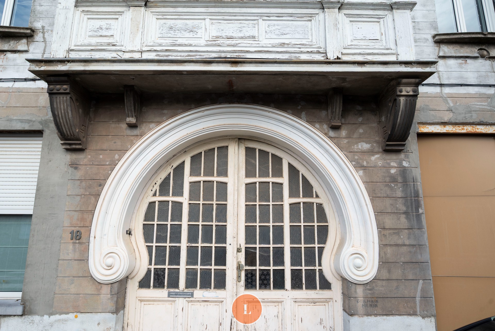 Uniek pand met geschiedenis in hartje Menen, voormalige Cinemazaal Theatre des Familles - photo 4