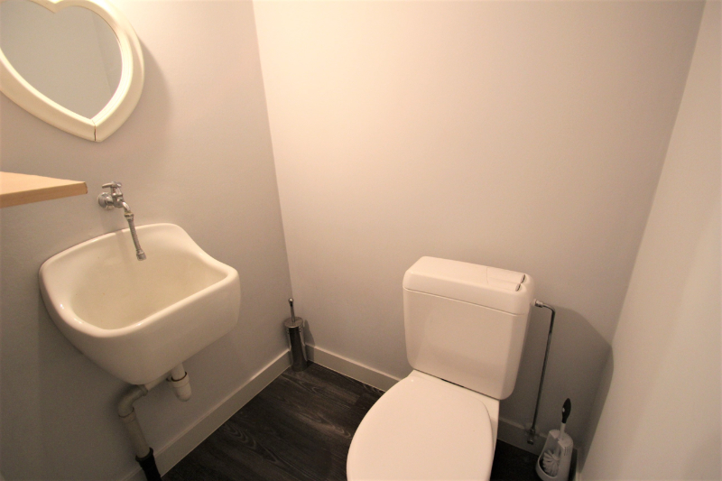 Handelspand op commerciële ligging in centrum Roeselare - foto 5