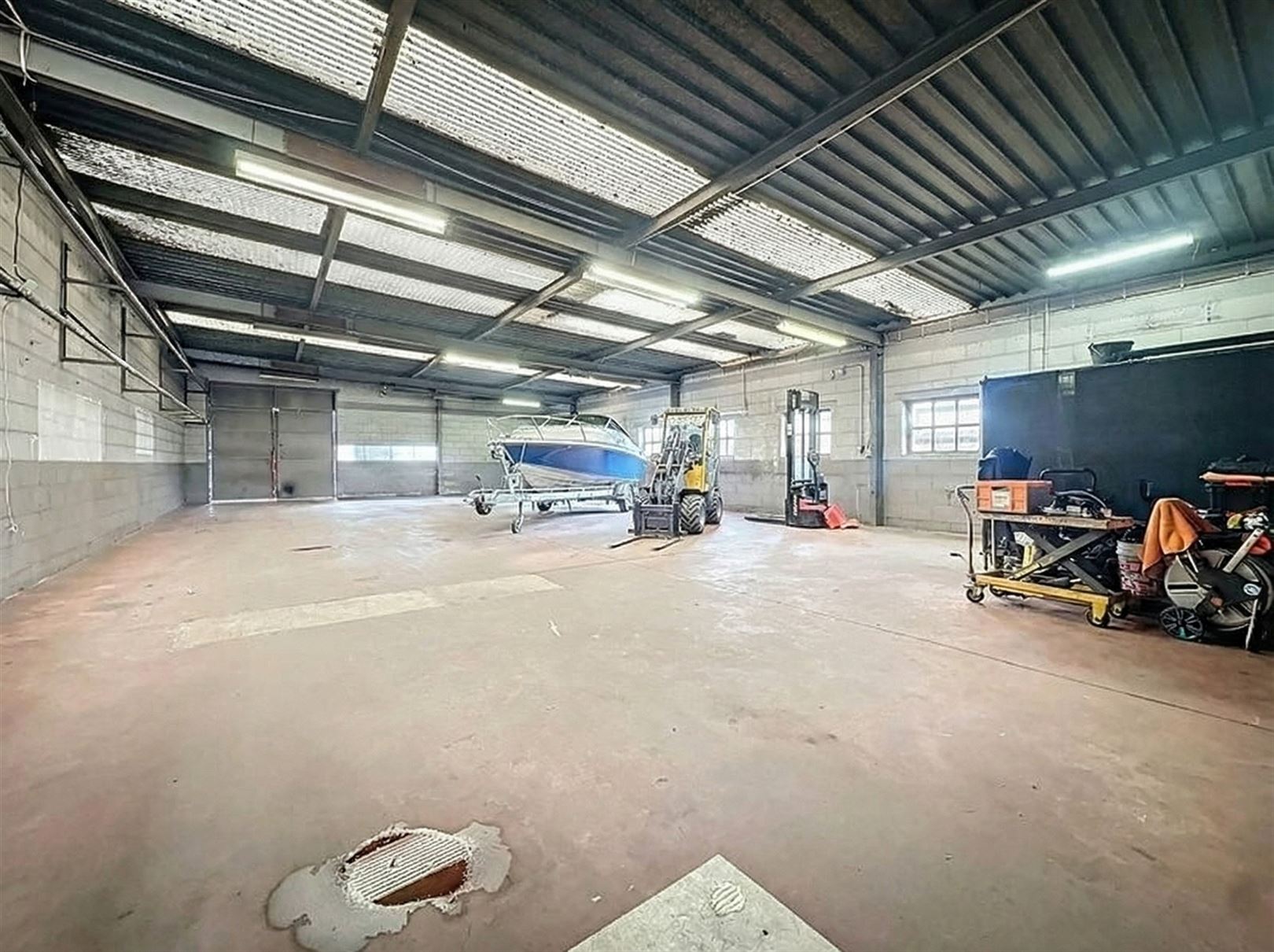 Magazijn/Atelier gelegen te Wuustwezel  - foto 3