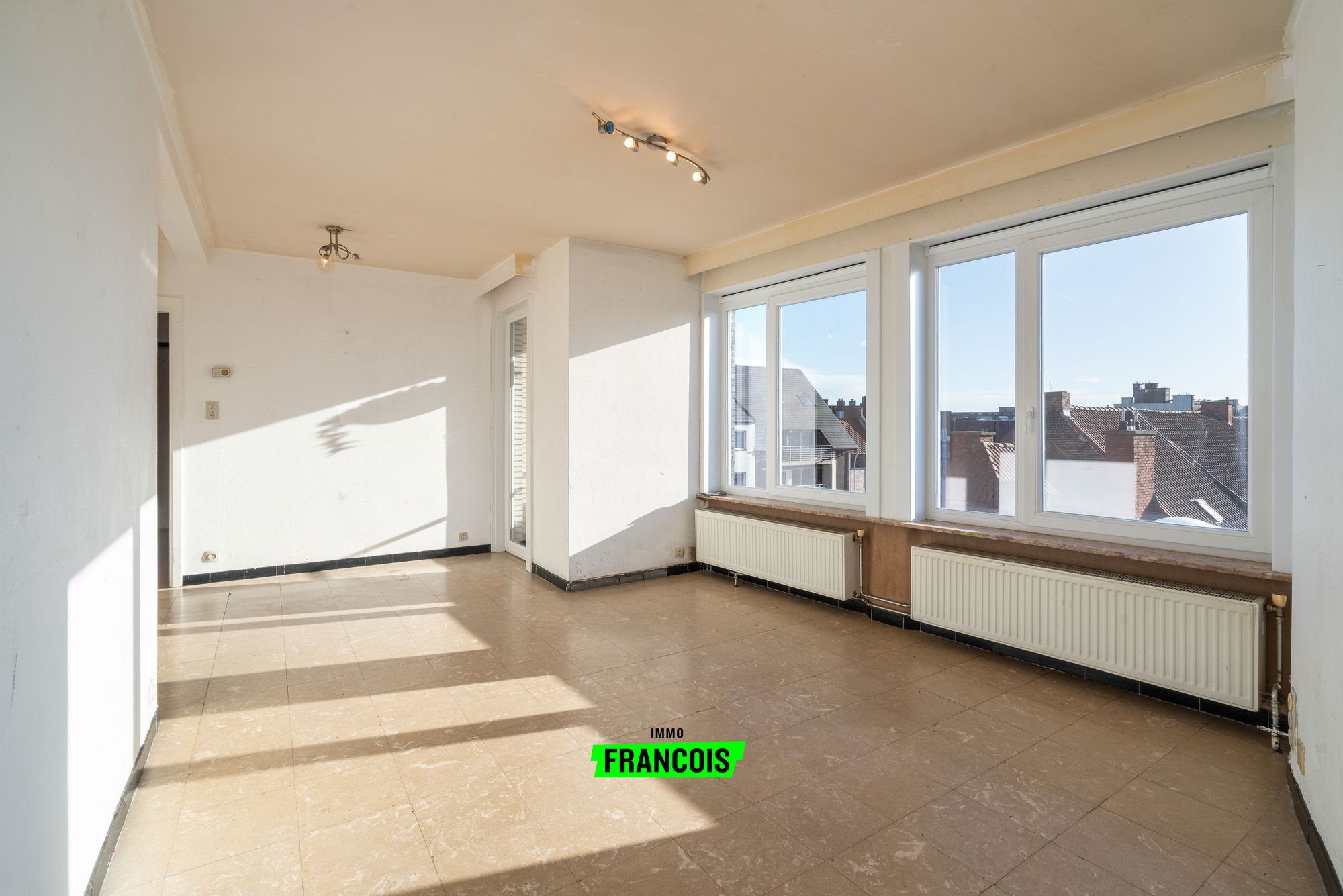 Apartment for sale in Roeselare with 1 bedroom - photo 2