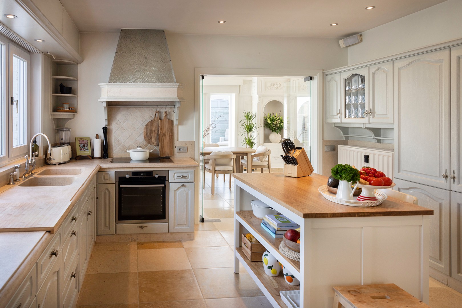 Klassevolle gelijkvloerse villa gelegen op Hoog Kortrijk. - photo 5