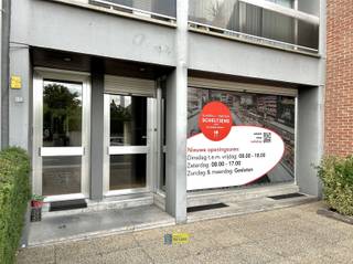 Goed gelegen (Kapellen-Hoogboom) kantoor-, bureel- of opslagruimte/atelier met een vloeroppervlakte van ca. 100 m² voorzien van een parkeerplaats...