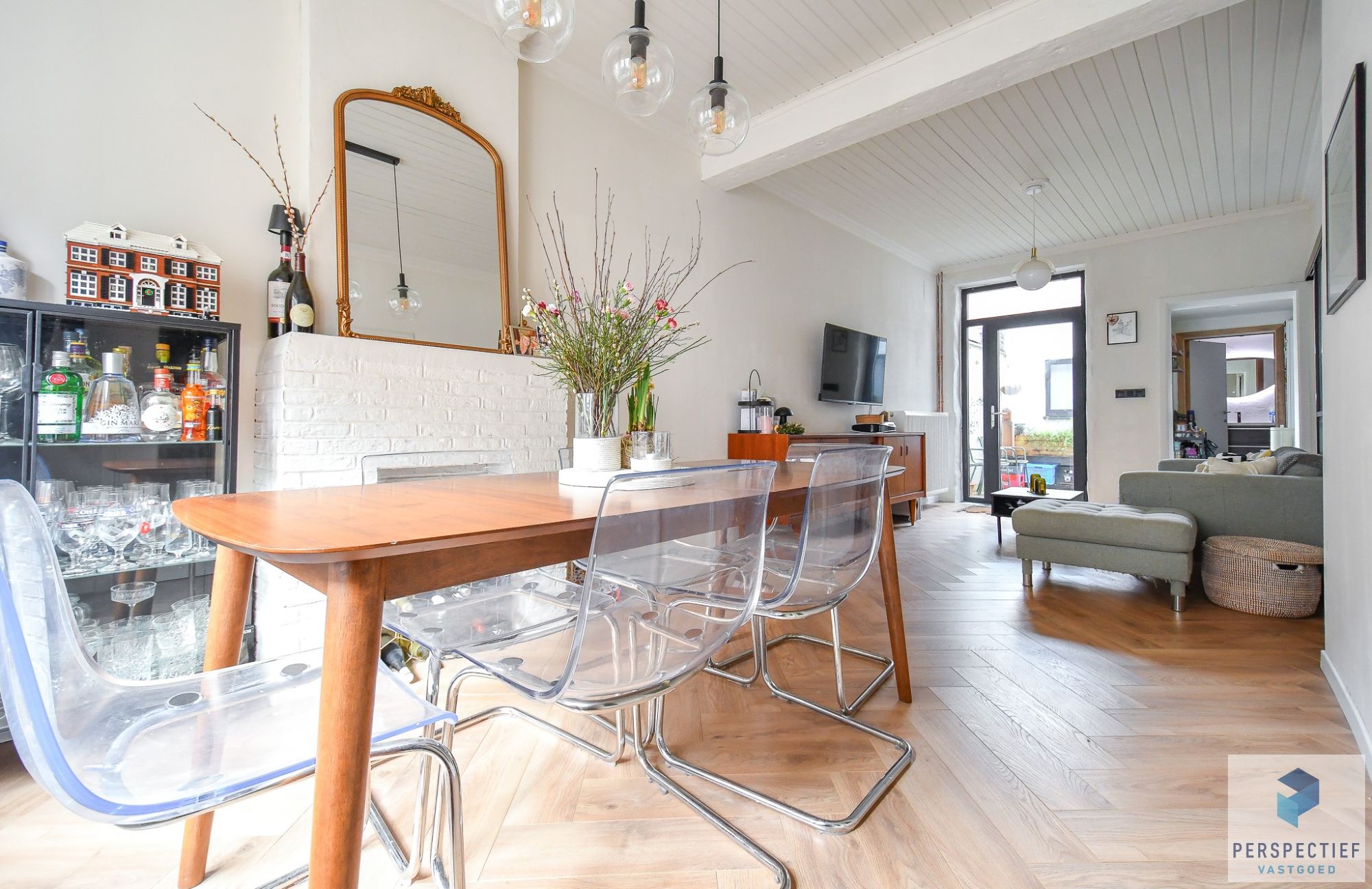 Mooie INSTAPKLARE stadswoning met 3 slpk en koer - foto 4