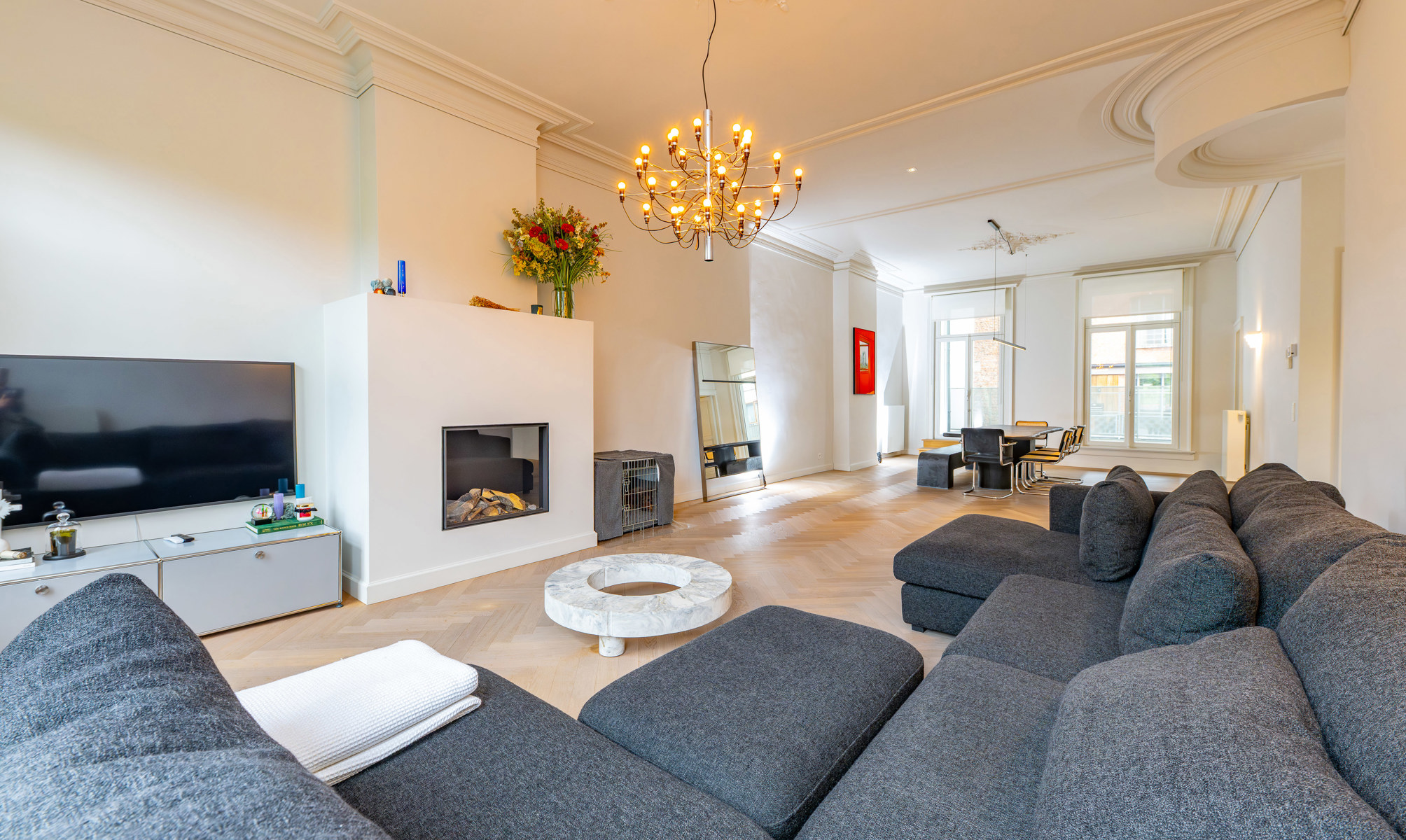 Antwerpen | Luxe authentiek 3 slpk app. met terras + P  - foto 3