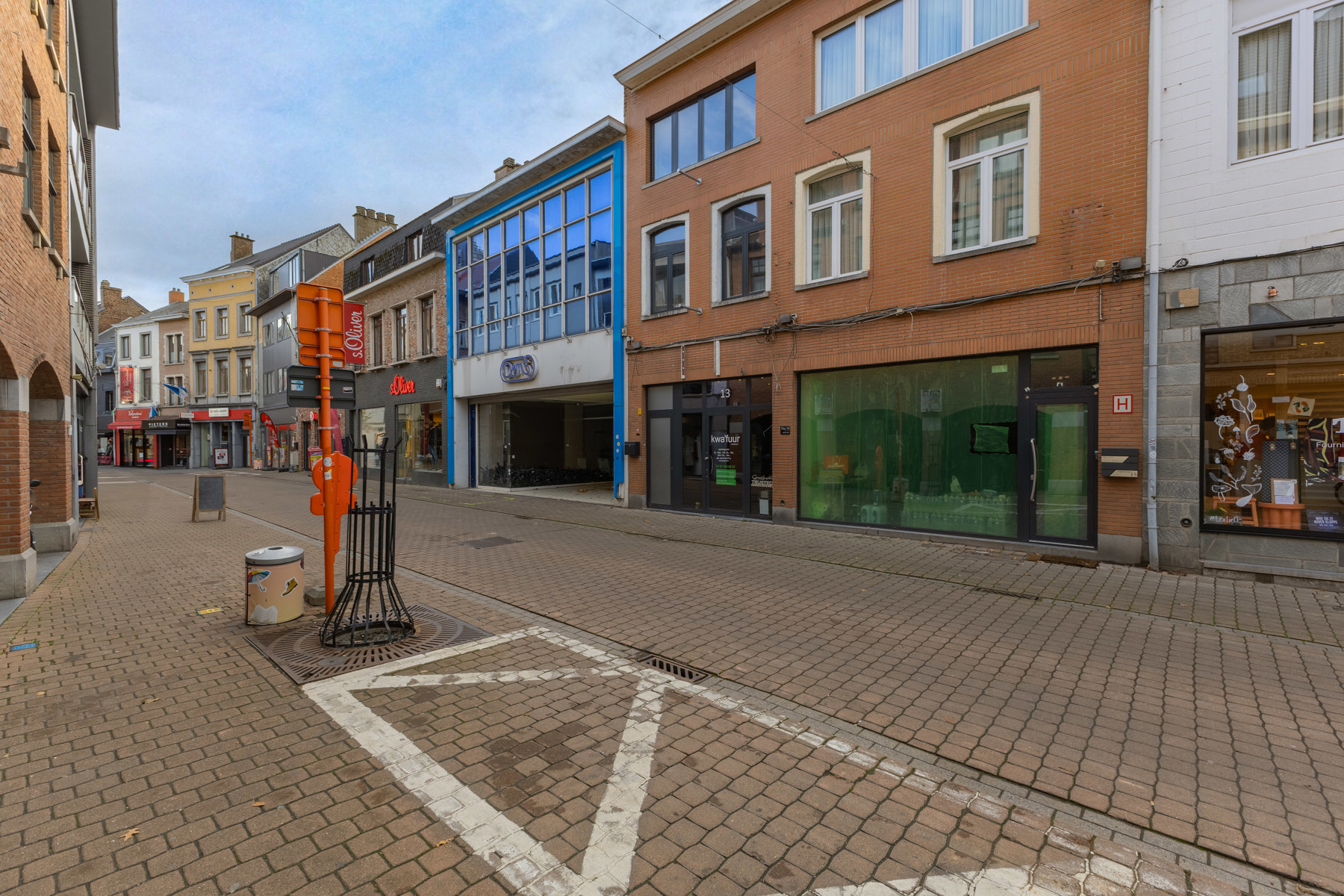 Commercial for sale in Halle - photo 3