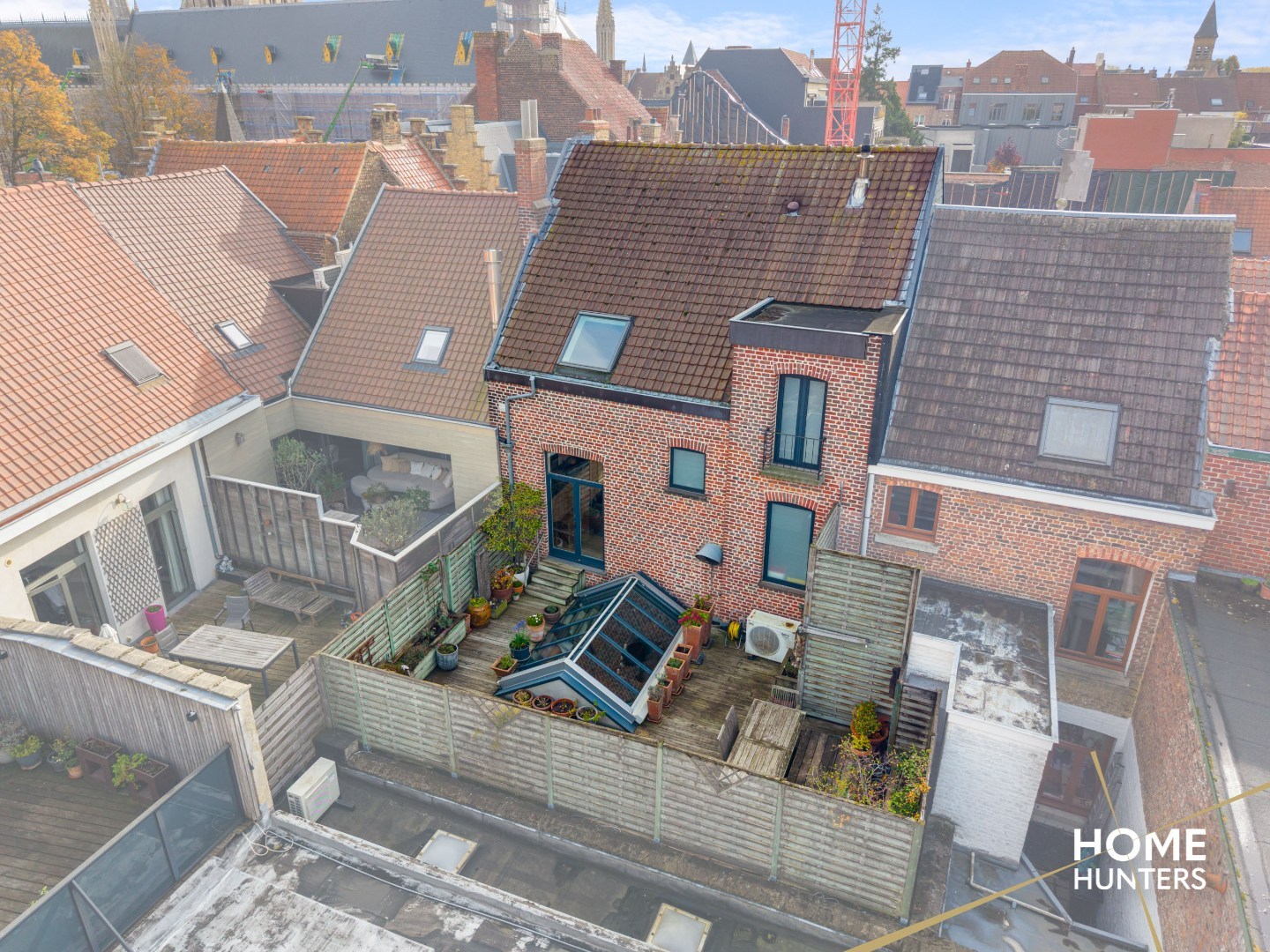 Unieke herenwoning in het historische stadscentrum van Ieper - foto 4