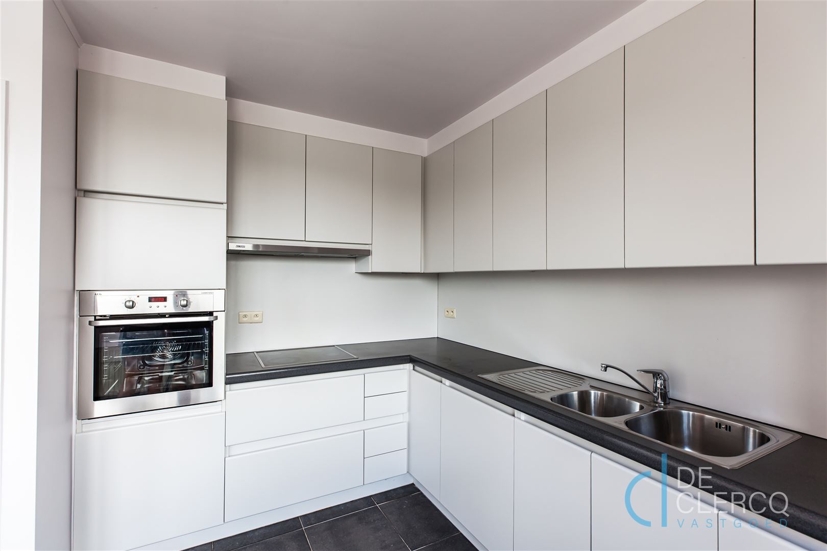 Prachtig ruim appartement te huur in hartje Lochristi! - foto 5