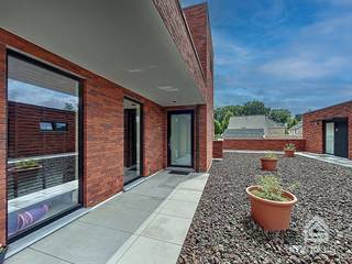 PLUSPUNTEN:🏠 Bewoonbare oppervlakte: 160,70 m²🌇 Urban loft: veel licht en ruimte!🛏️ 3 ruime slaapkamers🌳 109 m² privé tuin en terras – gelegen op...