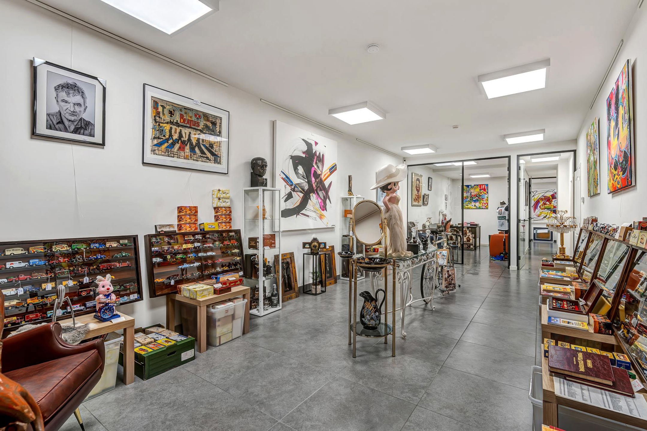 Commercieel gelijkvloers te centrum Ninove - foto 5