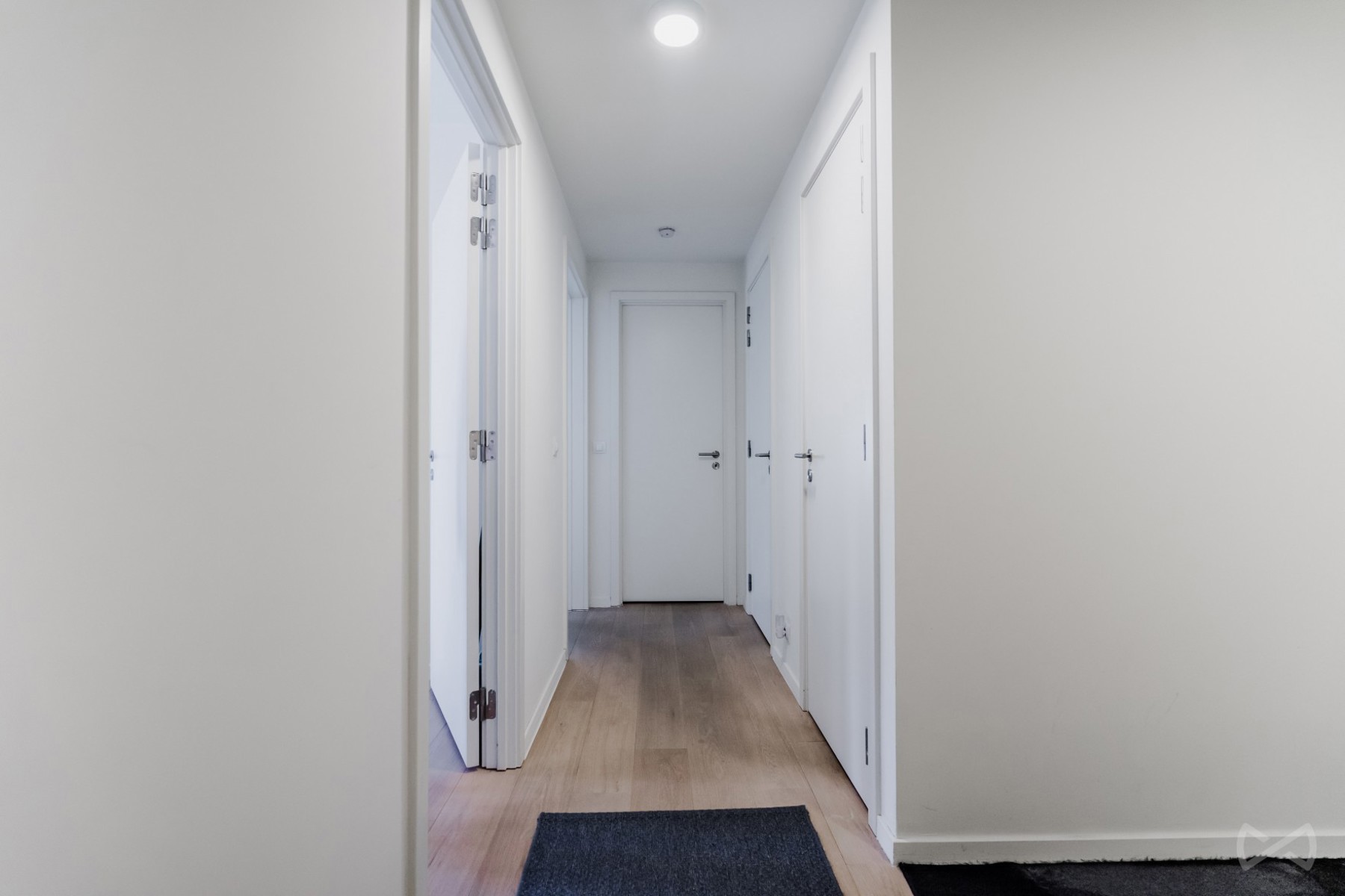 Appartement met 2 slaapkamers en terras, langs het kanaal! - foto 2