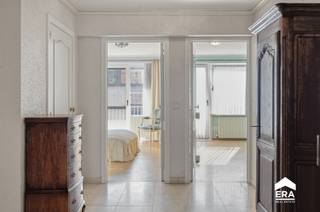 TE KOOP: ruim en energiezuinig appartement in het centrum van Roeselare, op wandelafstand van de Grote Markt, het Polenplein en de...