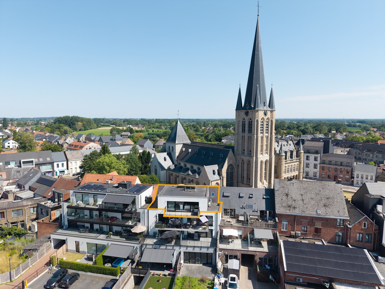 Moderne penthouse met 2 slpkrs, terras en autostaanplaats in centrum Onze-Lieve-Vrouw-Waver - foto 5