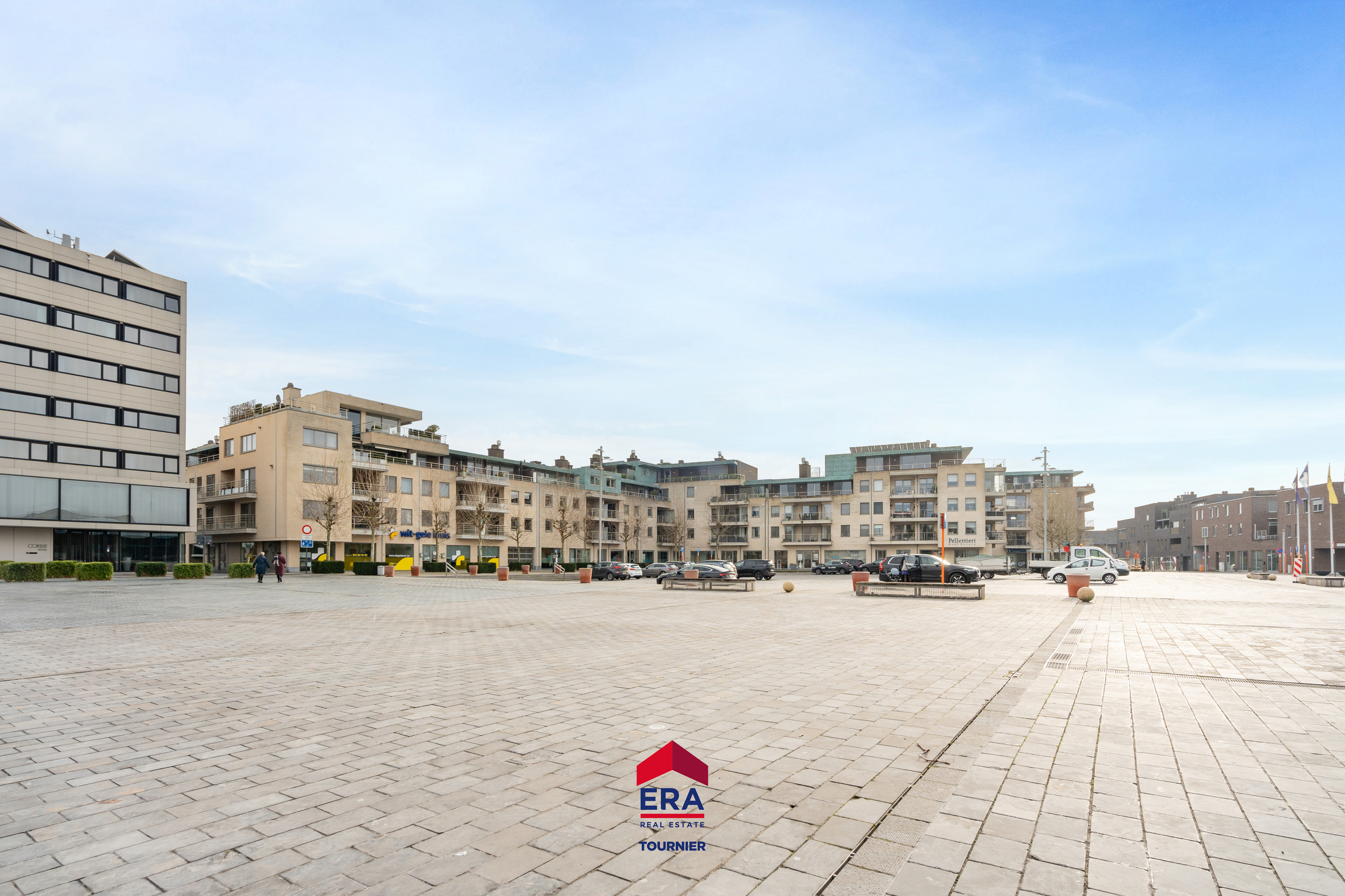 Uitzonderlijk penthouse met ruim terras te koop in Lommel. - foto 1