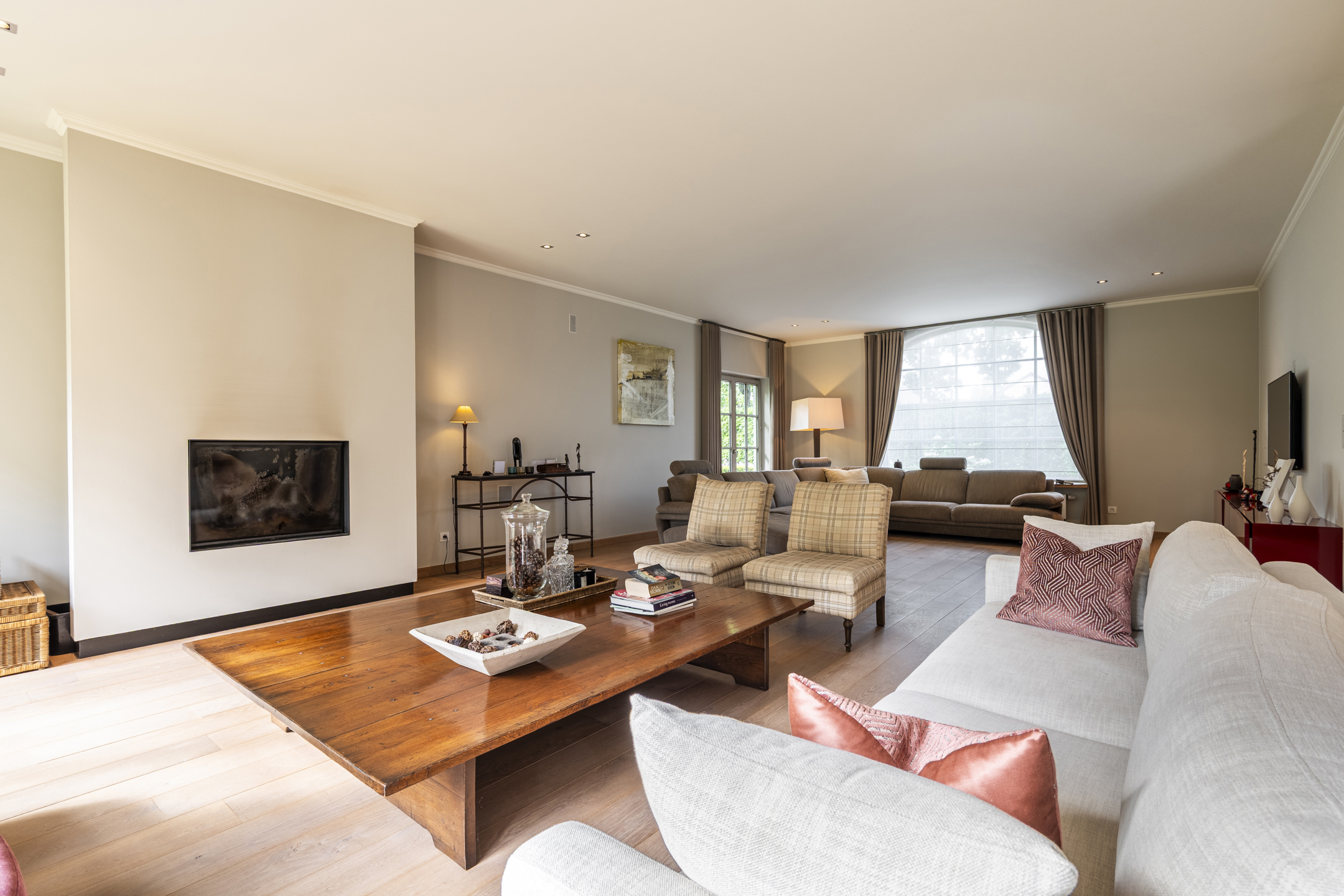Instapklare villa met 4 slpks en binnenzwembad op 2232m² - foto 5