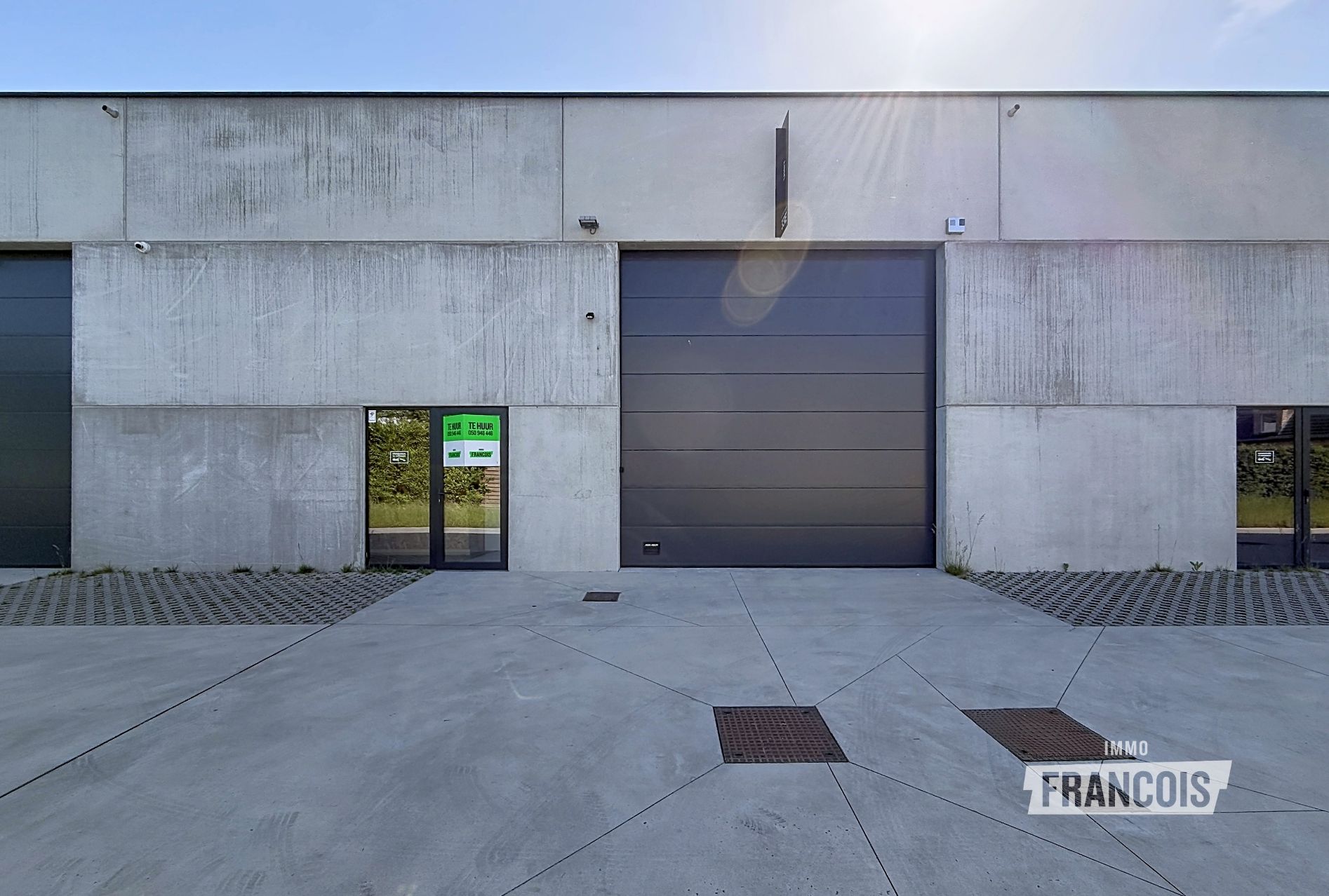Commercial for rent in Torhout