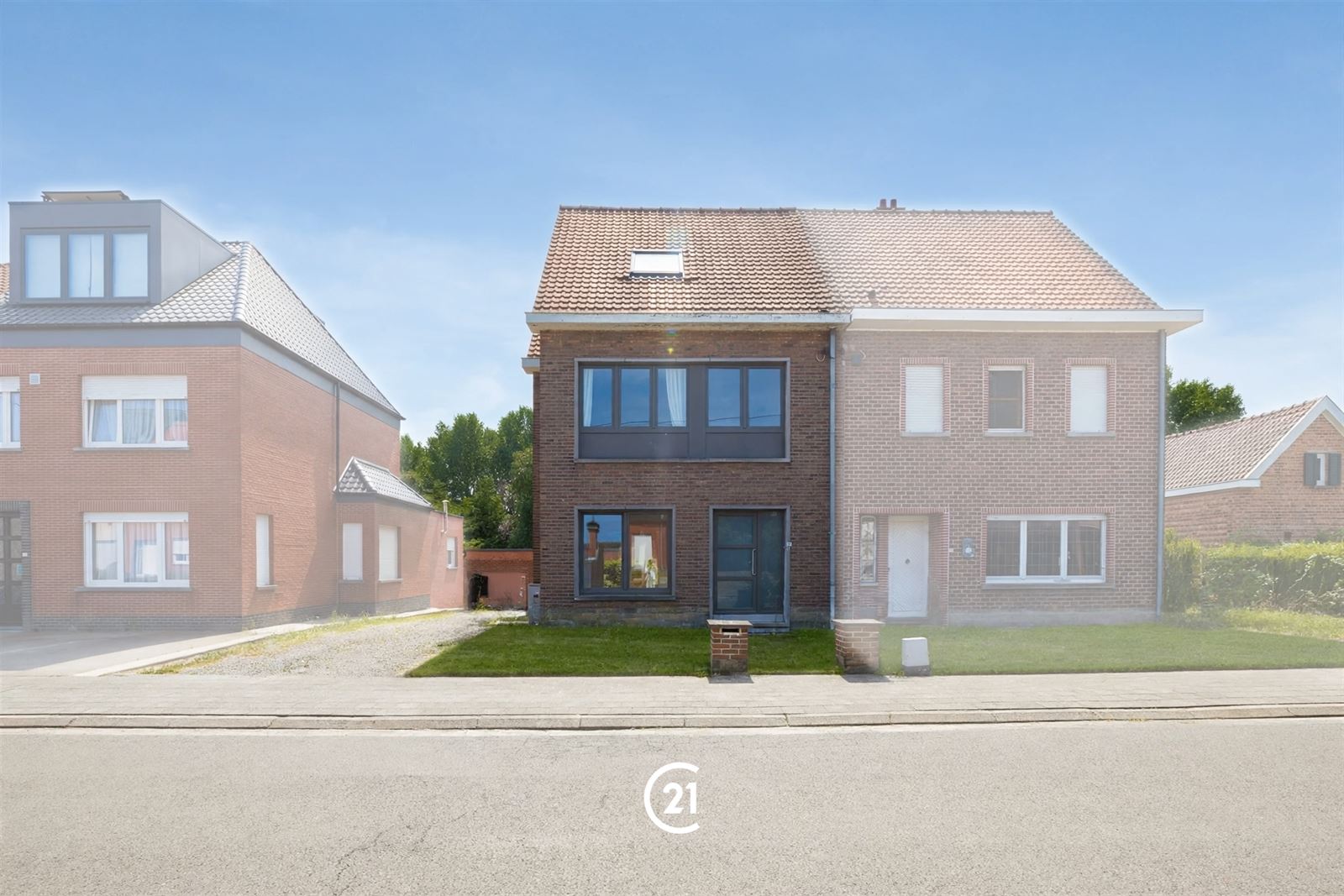 Gerenoveerde 3-gevel - foto 1