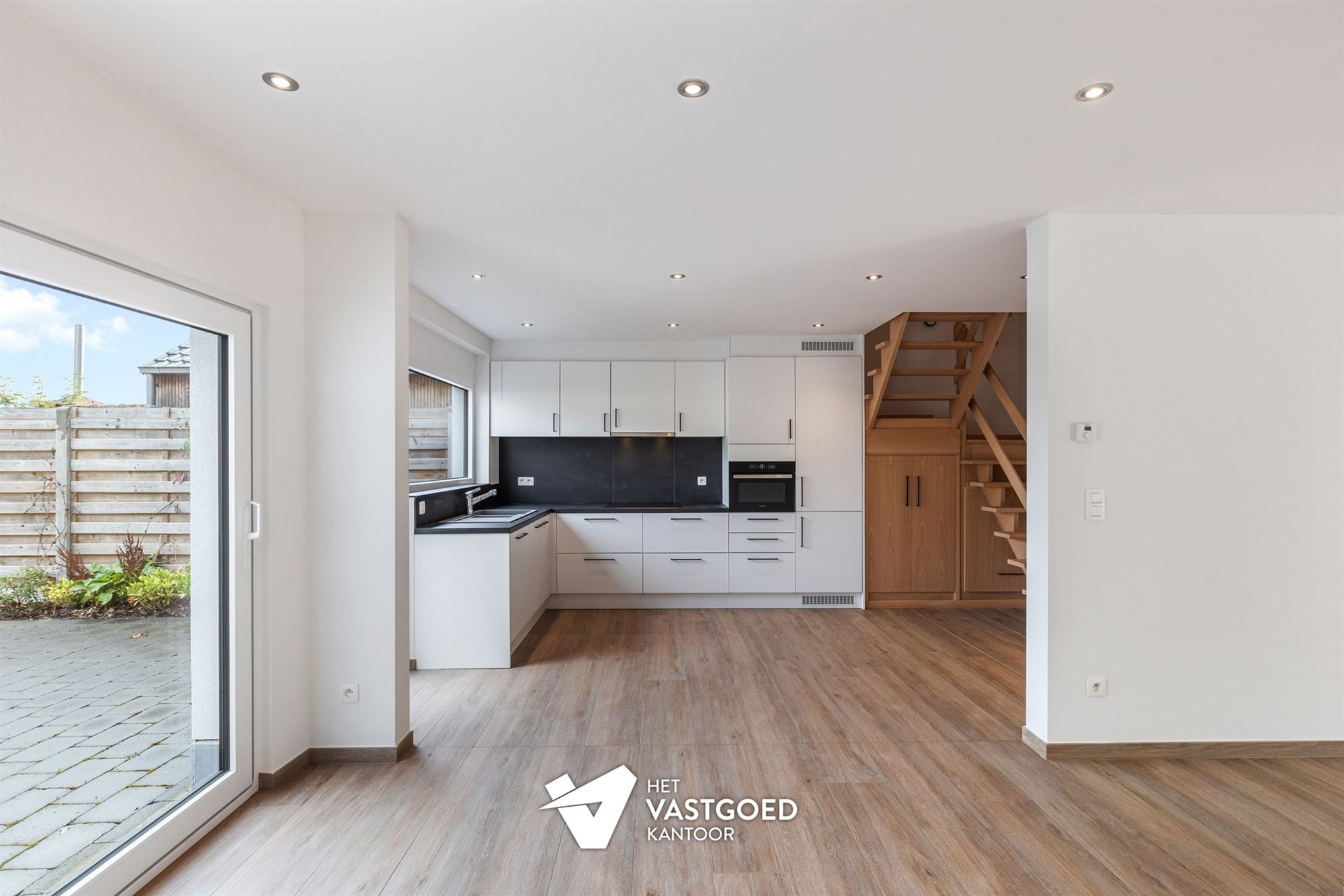 KWALITATIEF GERENOVEERDE WONING VLAKBIJ CENTRUM - foto 4