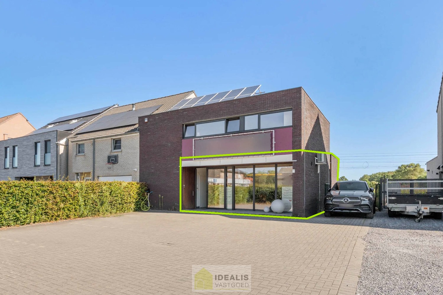 Commercial for rent in Diepenbeek - photo 1
