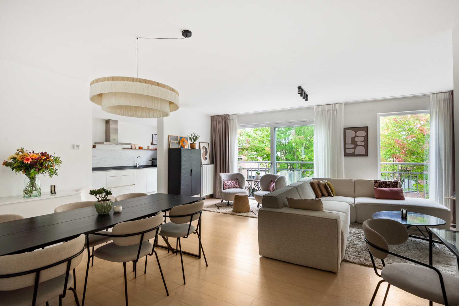 Atypisch ruim appartement met drie slaapkamers - foto 4