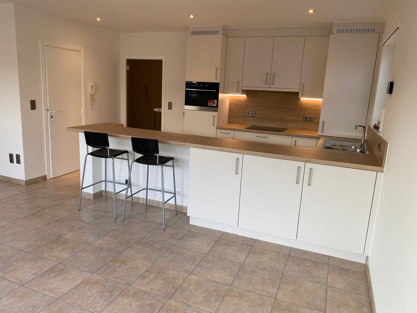 Instapklaar appartement 2de verdieping met lift. - foto 3