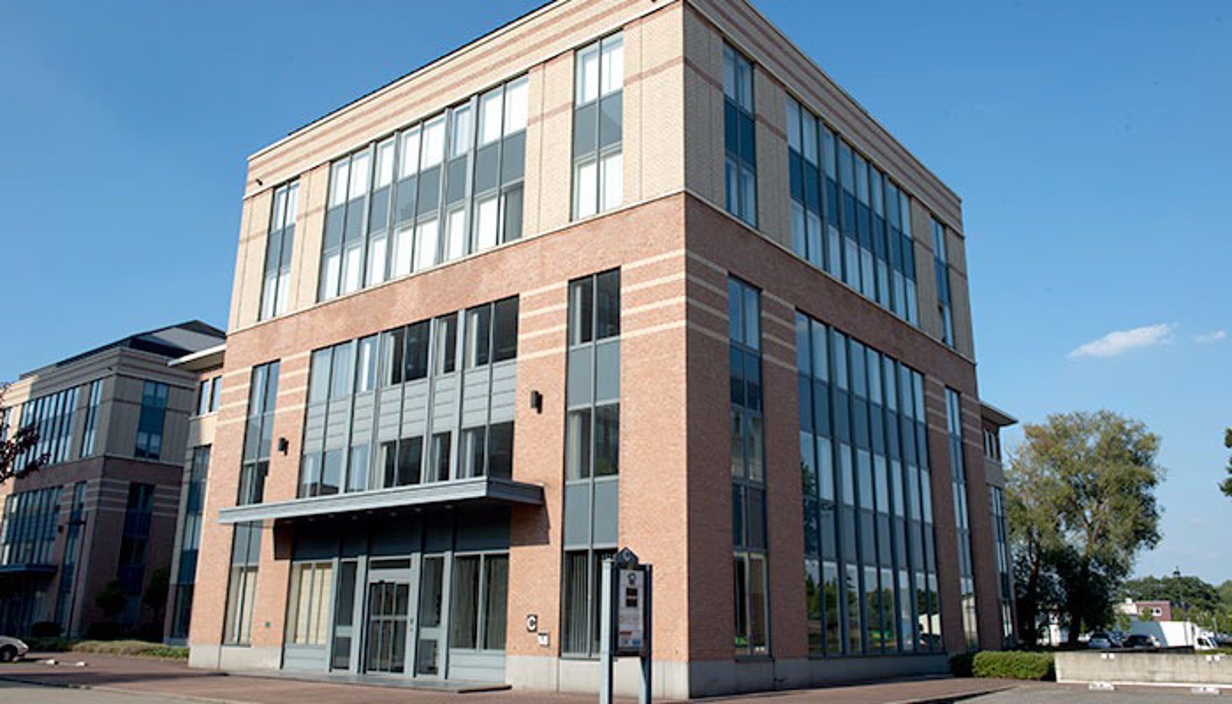 Commercial à louer à Malines - photo 1