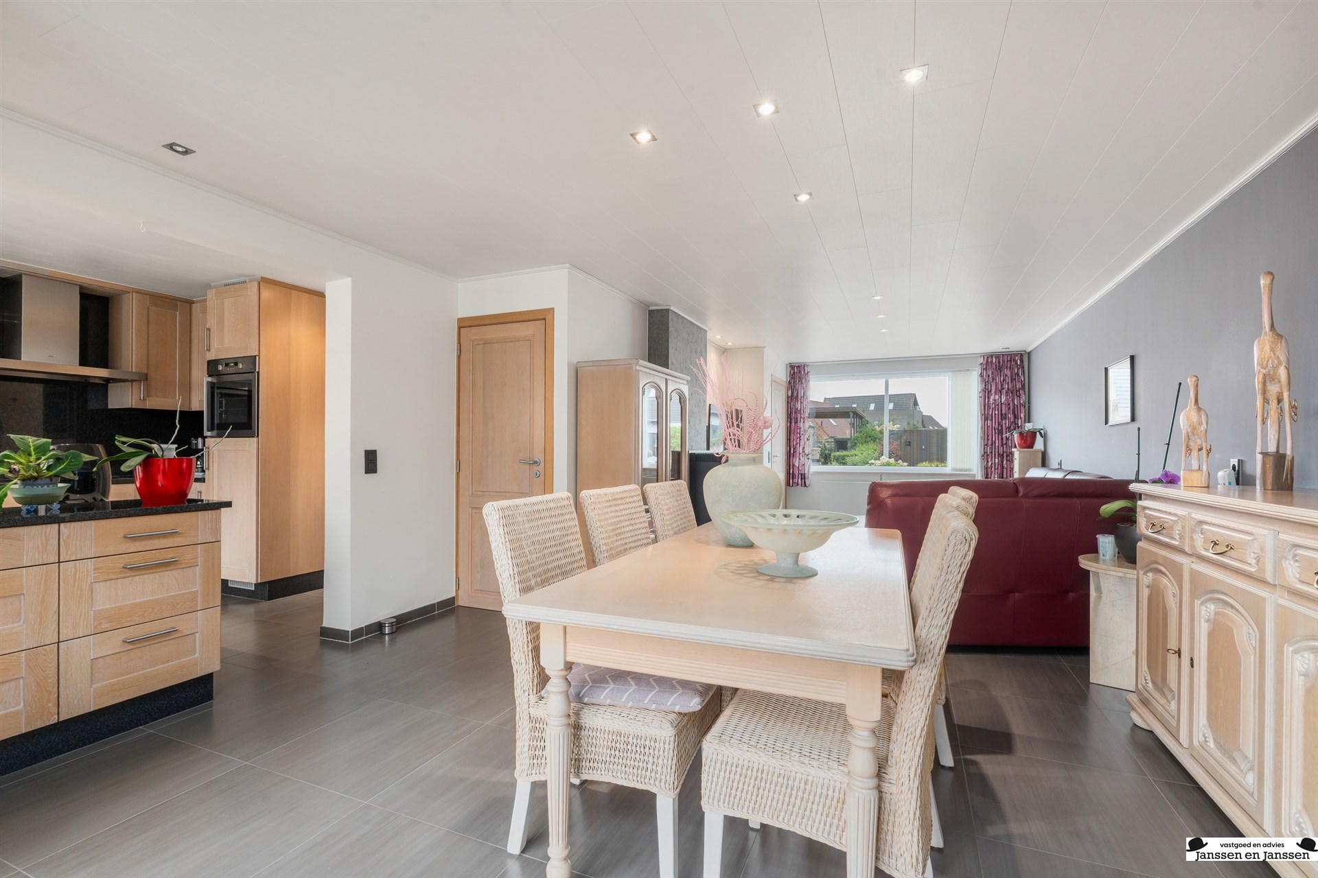 house - photo 5