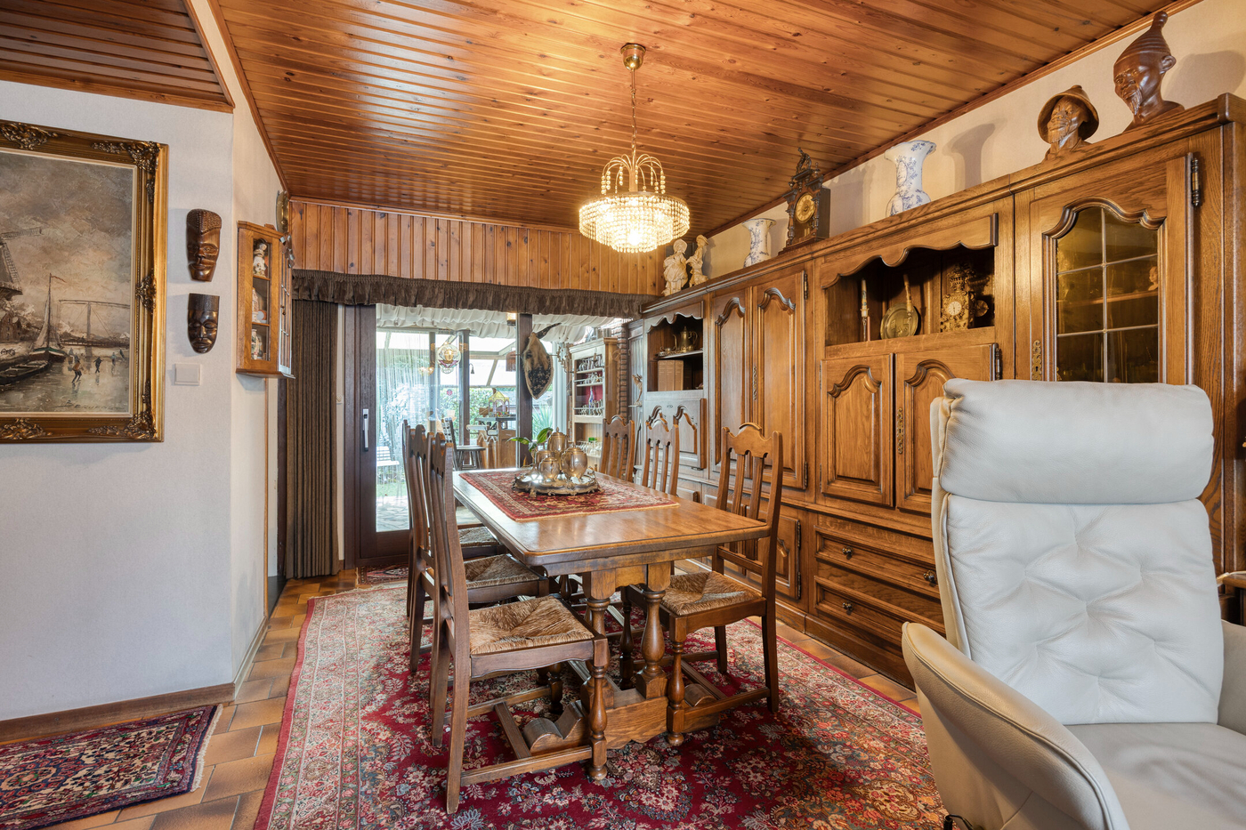 Leuke woning met 3 slaapkamers en ruime garage in Beveren - foto 4
