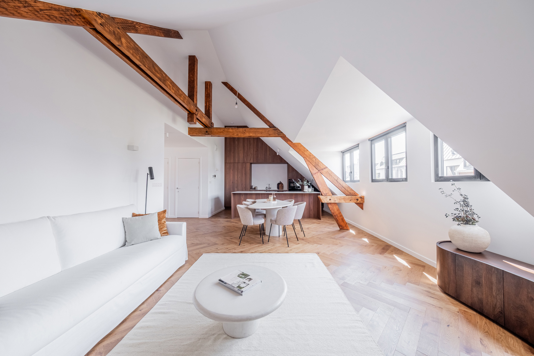 Gerenoveerde penthouse met 3 slpks en terras - foto 1