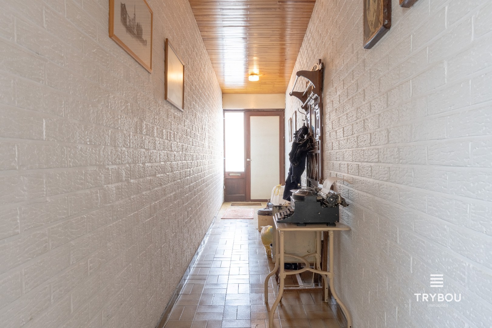 Ruime woning met winkelruimte, loods (optioneel) en garage - foto 4