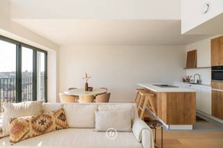 Welcome to Groene Poort, the first residential new-build project in the emerging Slachthuis district. Ideally located next to the new central park...