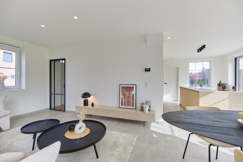 Halfopen nieuwbouw met 3 slaapkamers op een perceel van 208m² - foto 4