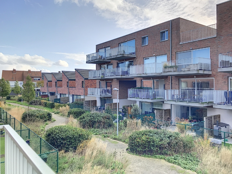 Appartement met terras - foto 1