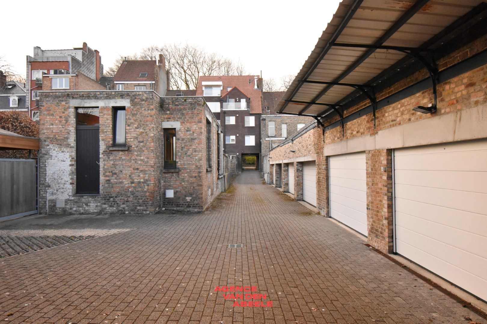 Garage for rent in Bruges - photo 4